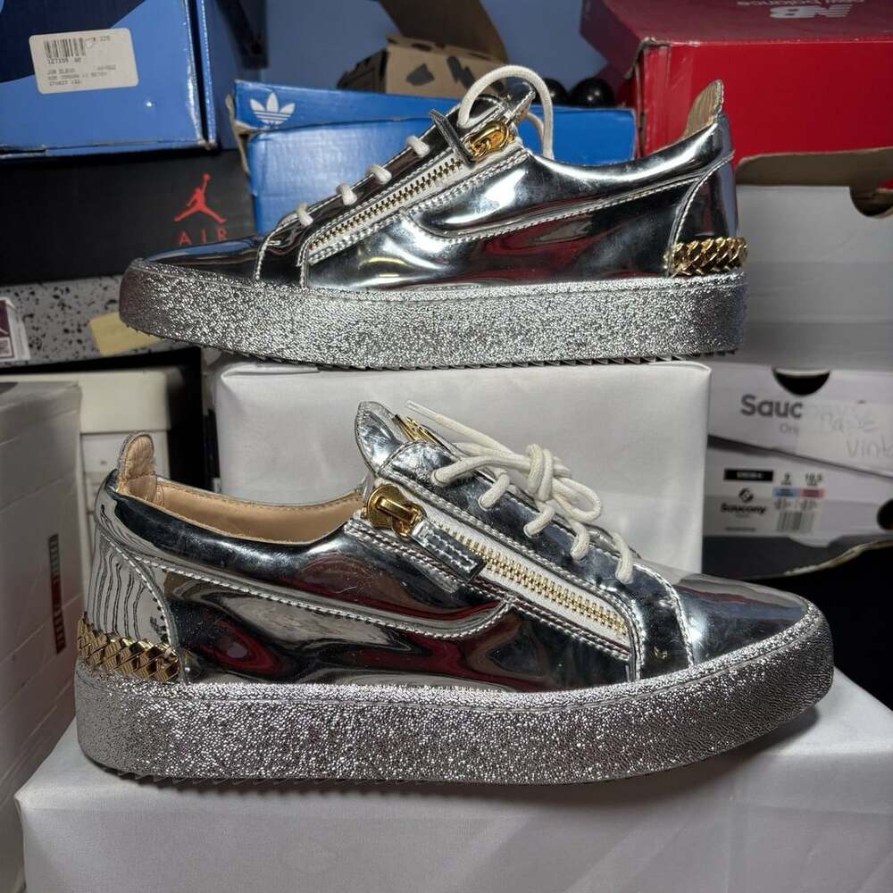 Size 42 - Giuseppe Zanotti Frankie Metallic Silver Leather Side Zip Low-Top